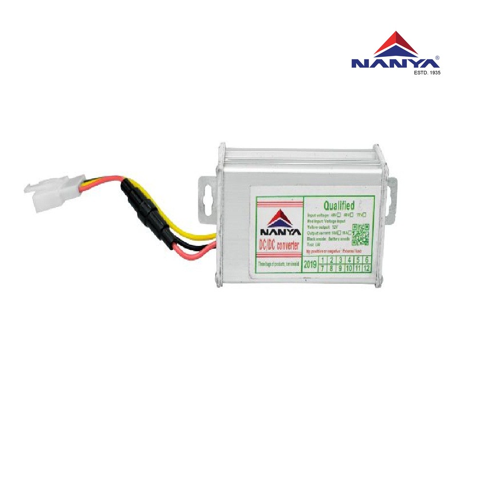15 Amp DC to DC Convertor - View 2